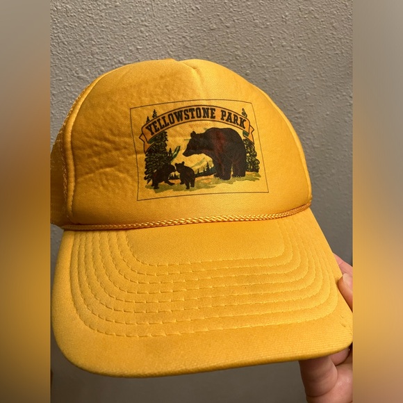 Vintage Yellowstone National Park Trucker Hat - Picture 1 of 7